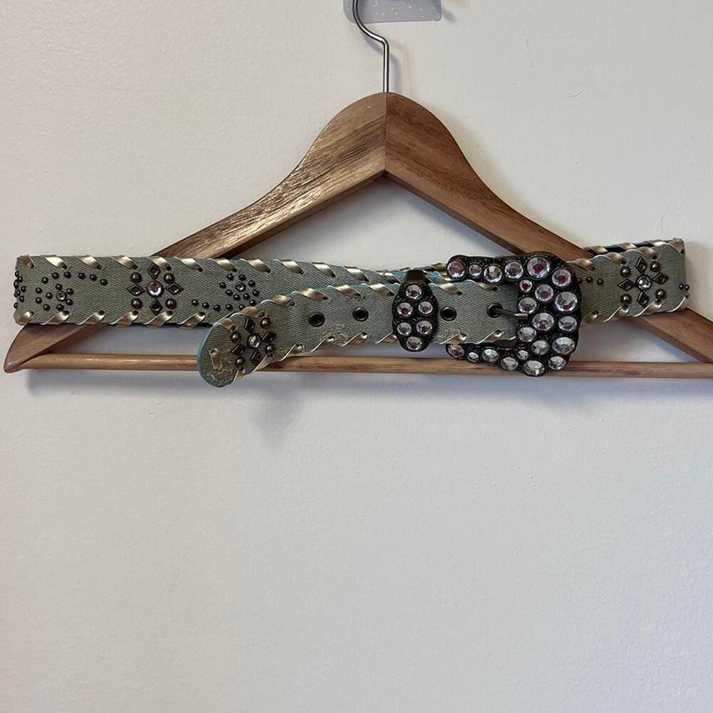 Western style beaded belt
